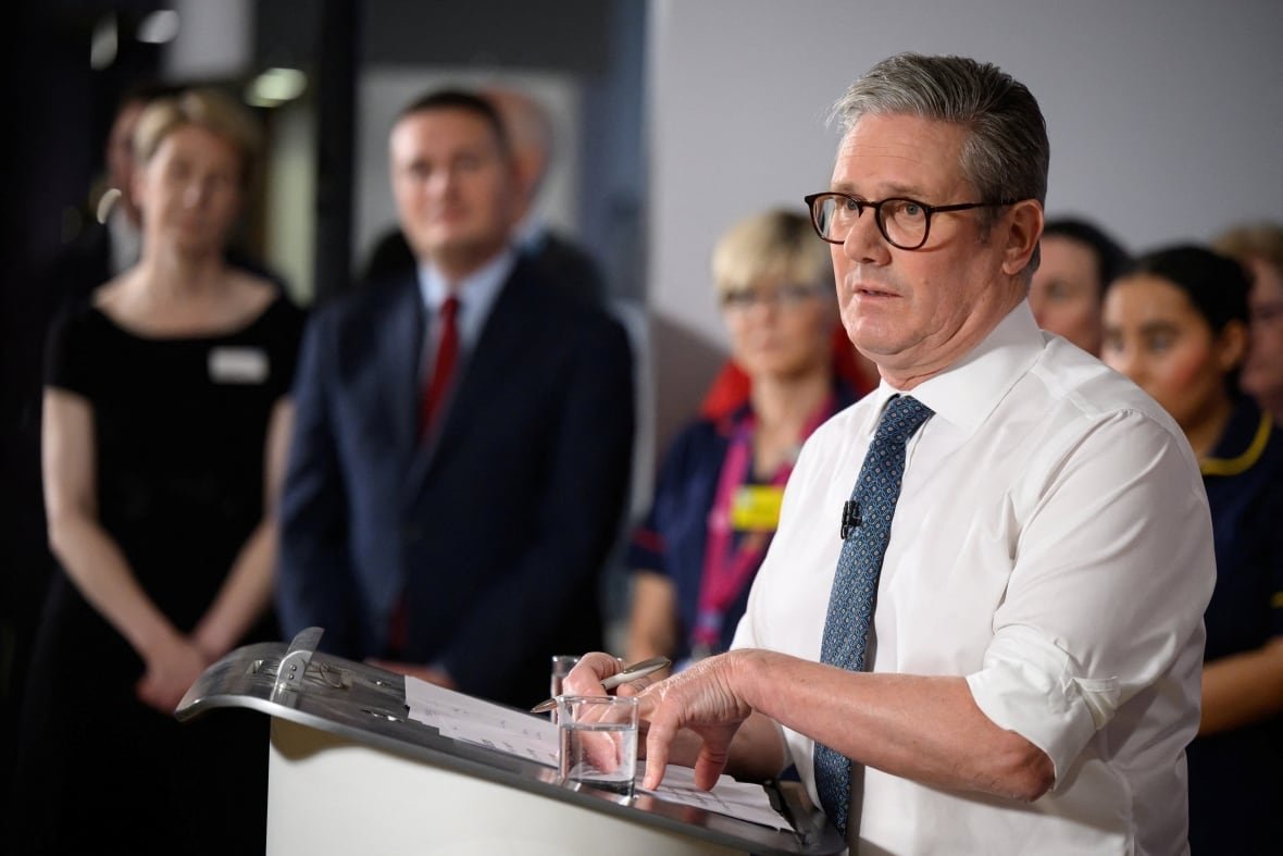 britain-politics Britain's Prime Minister Keir Starmer answers a question from the media during a visit to the Elective Orthopaedic Centre at Epsom Hospital on January 06, 2025 in Epsom, Britain.