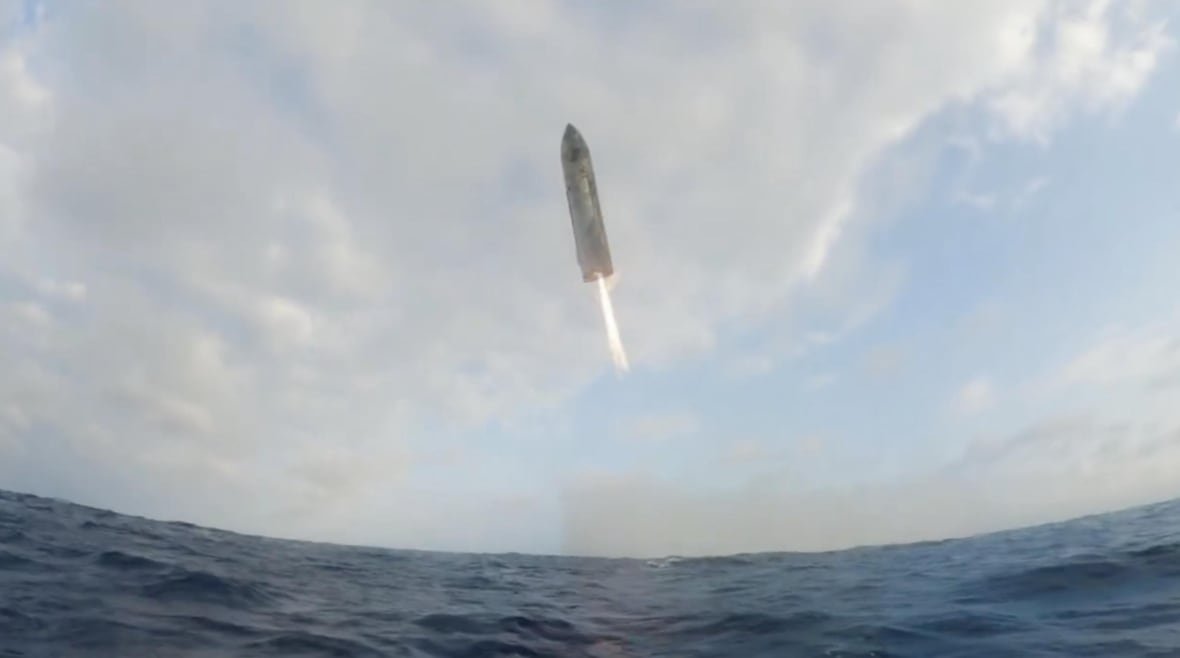 starship-indian-ocean-1 A Starship rocket flares its engine to softly land in the Indian Ocean in November of 2024.