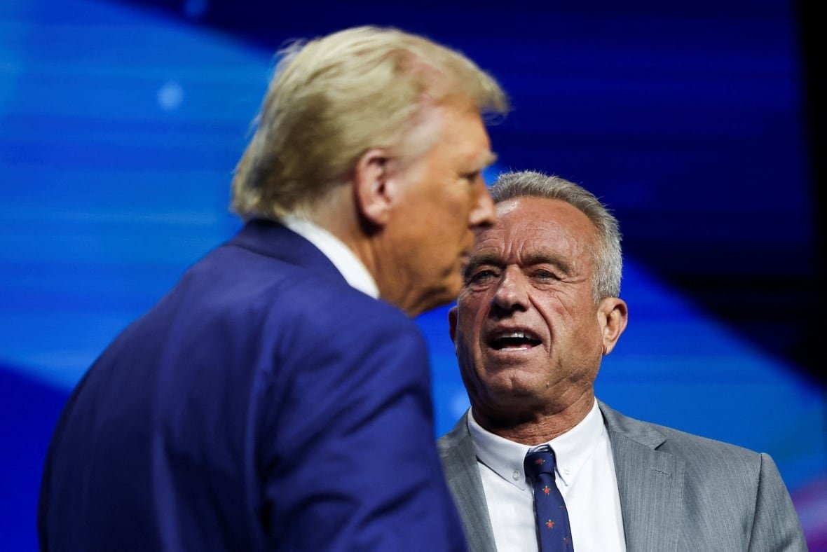 donald-trump-and-robert-f-kennedy-jr Donald Trump and Robert F. Kennedy Jr. appear on a stage together in Duluth, Ga.
