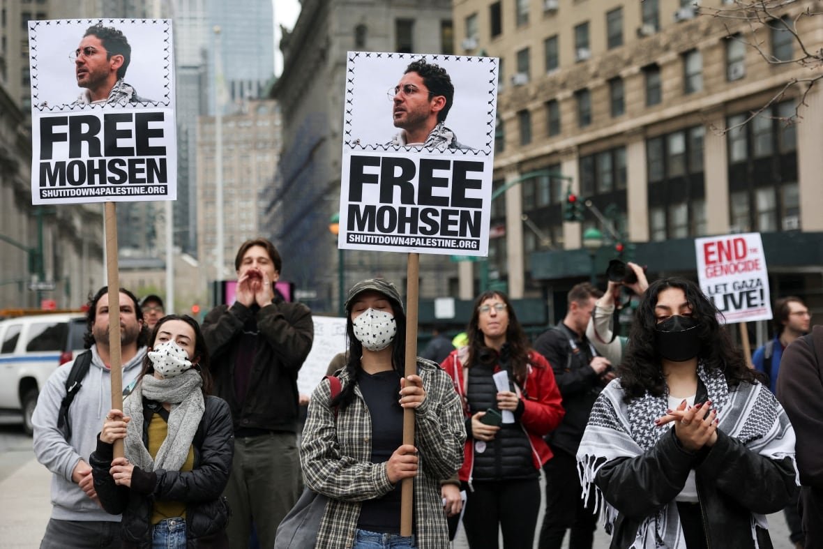 usa-trump-columbia-1 Demonstrators hold placards that read "Free Mohsen" in reference to Mohsen Mahdawi, a Palestinian green card holder and student at Columbia University that was detained, as they gather at Foley Square calling for the release of Palestinian activist and Columbia University graduate student Mahmoud Khalil, in Manhattan, New York City, U.S., April 15, 2025.