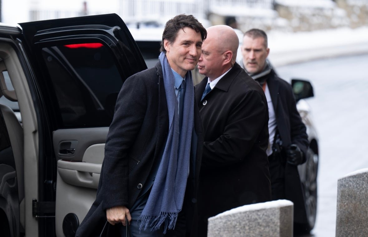 prorogation-court-20250409-1 Prime Minister Justin Trudeau arrives on Parliament Hill on Monday, March 10, 2025 in Ottawa. Two Nova Scotia men are appealing a judge's dismissal of their court challenge of Trudeau's move to prorogue Parliament earlier this year. THE CANADIAN PRESS/Adrian Wyld